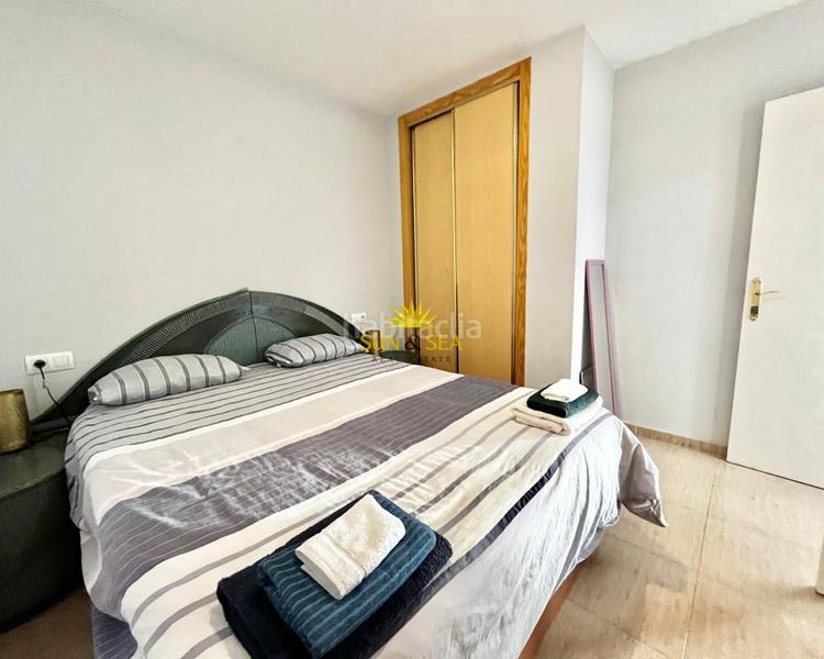 Foto 388dfc0e-e825-4d58-820a-fe9791d88157. Alquiler piso iexcldisponible desde septiembre para todo el antildeo!te presentamos este acogedor apartamento disponible en alquiler, ideal para en Torrevieja