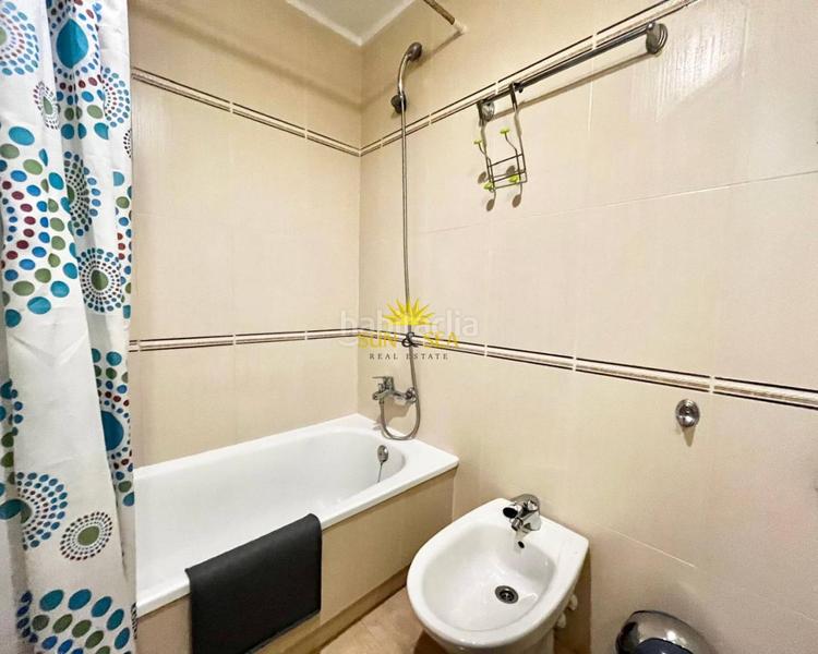 Foto 5ccd2469-76e1-42dd-a957-b71e55ae6141. Alquiler piso iexcldisponible desde septiembre para todo el antildeo!te presentamos este acogedor apartamento disponible en alquiler, ideal para en Torrevieja