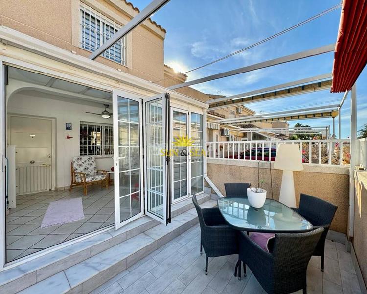 Foto 2f6a4dbd-fde4-4160-b004-5bfaaa776174. Casa amb aparcament a Los Urrutias Cartagena