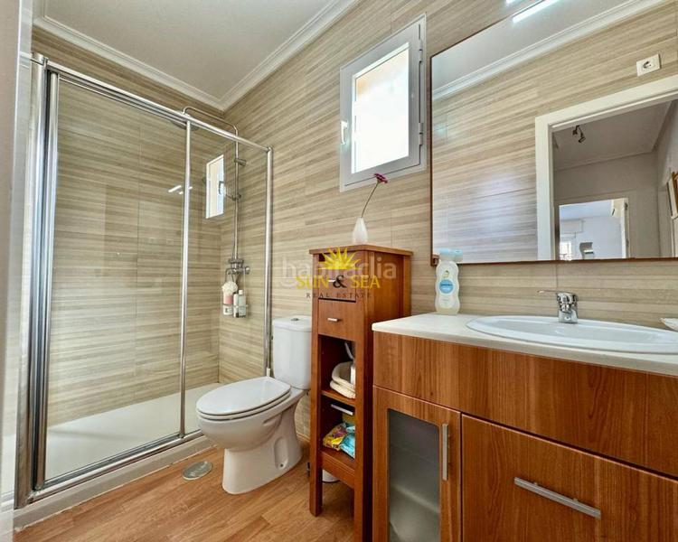 Foto 6dcbdf08-b7d1-475d-8368-bd91381d5e5e. Casa amb aparcament a Los Urrutias Cartagena