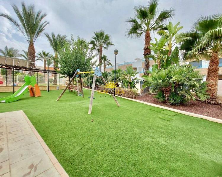 Foto fea10c1c-de0f-4f24-97fb-62b29c782778. Alquiler apartamento iexcldisponible desde el 1 de septiembreampnbsppara todo el antildeo!iquestestaacutes buscando un hogar costa? te pres en Orihuela