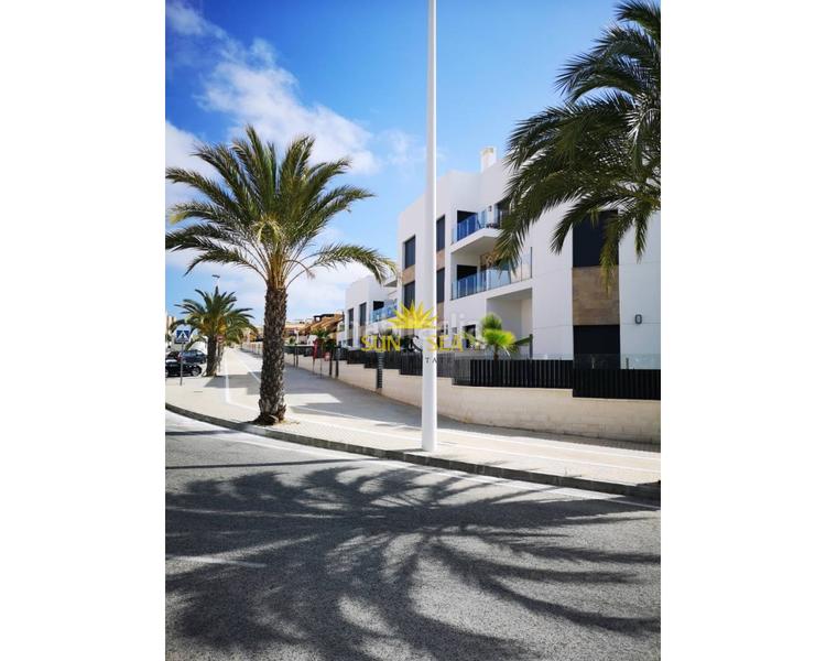 Foto 3c31829c-8149-45ed-b20b-708ef6b961ff. Alquiler piso iexclalquiler desde ahora para todo el antildeo!te presentamos este encantador apartamento disponible para alquiler en arenales de en Elche / Elx