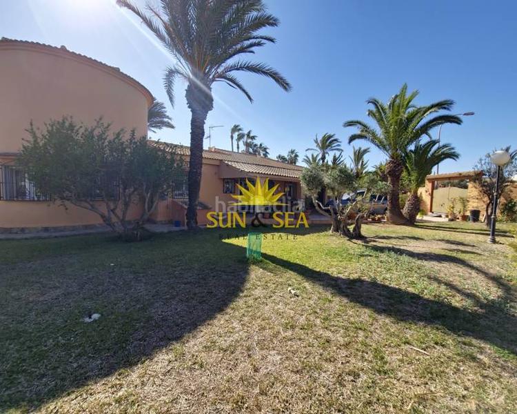 Foto 69d75f7d-178d-4501-8d72-e427c9db4fb9. Xalet amb calefacció aparcament piscina a Zona Carrefour - Urbanizaciones Torrevieja