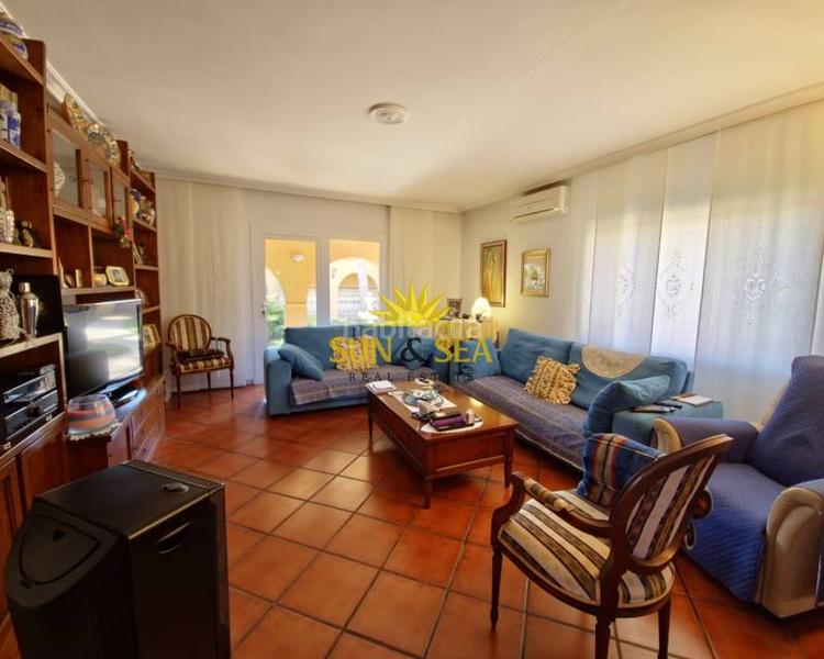 Foto ede66637-247e-42f8-b0ff-e472a7609dbd. Xalet amb calefacció aparcament piscina a Zona Carrefour - Urbanizaciones Torrevieja