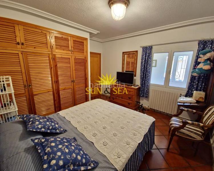 Foto f32051f9-a3eb-4d36-9e0c-4d3a3d079966. Xalet amb calefacció aparcament piscina a Zona Carrefour - Urbanizaciones Torrevieja