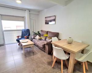 Miete Etagenwohnung in Calas Santiago Bernabeu. Iexclalquiler disponible desde septiembre hasta junio!este apart