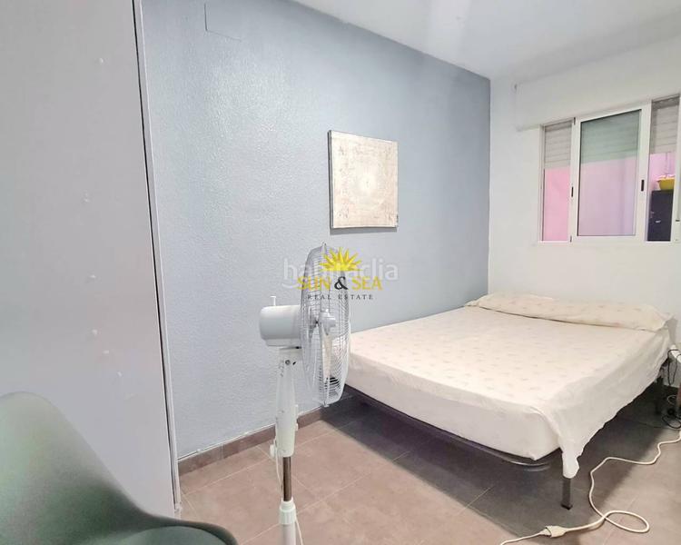 Foto 31f16003-0110-4617-b9f6-e0b6cd879605. Alquiler piso iexclalquiler disponible desde septiembre hasta junio!este apartamento es ideal para funcionarios que buscan vivir c en Santa Pola