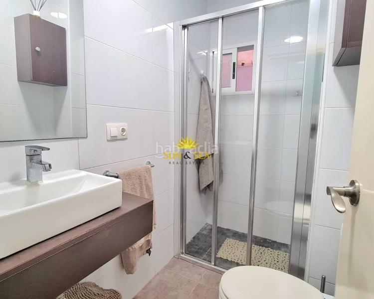 Foto 74759909-4ee4-4a19-bfd4-b016da3e6944. Alquiler piso iexclalquiler disponible desde septiembre hasta junio!este apartamento es ideal para funcionarios que buscan vivir c en Santa Pola