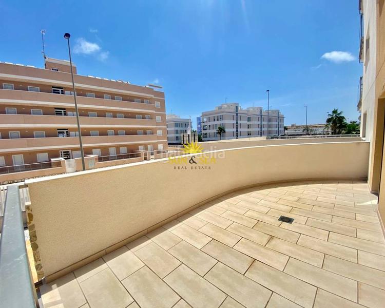 Foto 4131b7d2-2b51-40af-b9dd-e12eb1c61ac6. Rent chalet with heating parking pool in Villamartín-Las Filipinas Orihuela