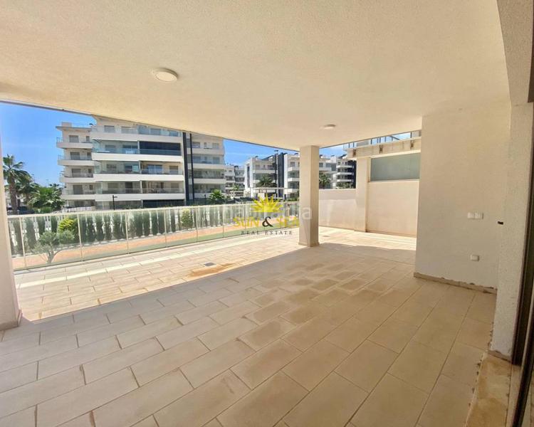 Foto f533b1ee-8a9e-4c1e-86aa-fea73f213aeb. Rent chalet with heating parking pool in Villamartín-Las Filipinas Orihuela