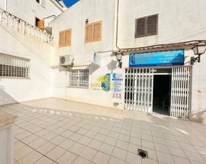Miete Büro in Aguas Nuevas. Disponible desde ya para todo el antildeo!se alquila una espacio