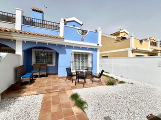 Lloguer Xalet a Lomas de Cabo Roig - Los Dolses. Iexclalquiler desde 01 de noviembreampnbsppara todo el antildeo!