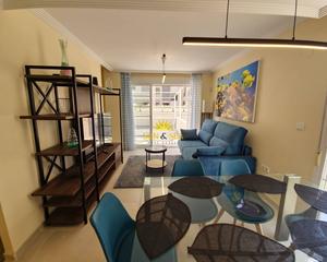 Dreistöckige Wohnung in Puerto Deportivo. Iexcltriplex en venta en guardamar del segura!presentamos este m