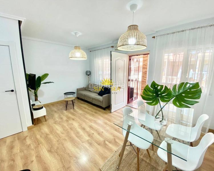 Foto 10b7c1b5-f323-4a47-94eb-9c91a23bc9cd. Miete chalet mit heizung parking pool in Playa Flamenca Orihuela