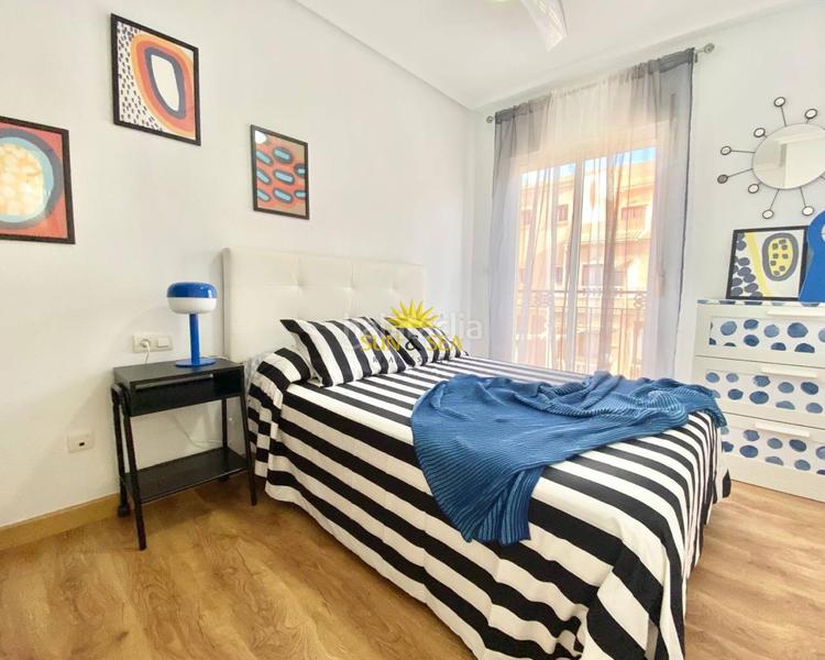 Foto abb79526-94ee-4d10-bb7d-d7c5d4dcd702. Miete chalet mit heizung parking pool in Playa Flamenca Orihuela