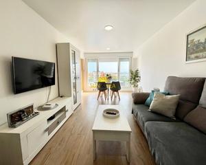 Lloguer Apartament a Puerto Deportivo. Iexclalquiler de octubre a junio!te presentamos este fantaacutes
