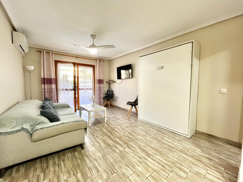 Foto 6bb88ef6-edae-42b5-ad52-f9f931d953f4. Alquiler estudio iexclalquiler desde 15 de noviembre hasta 30 junio!te presentamos este acogedor estudio en la mata, disponible para alquiler. con en Torrevieja