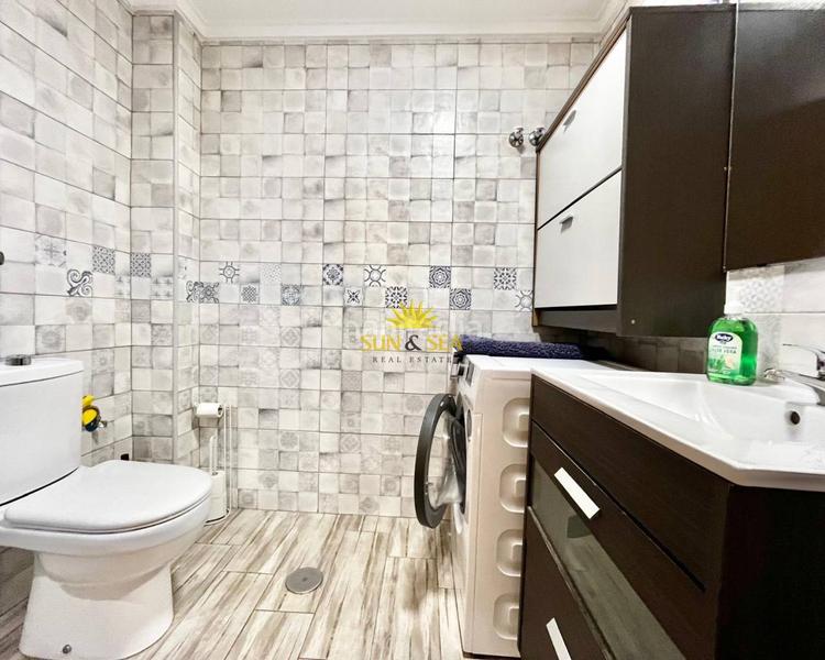 Foto d8706cc8-4f28-4d2e-911c-e57bbc6867a2. Rent studio with heating pool in Los Europeos Torrevieja