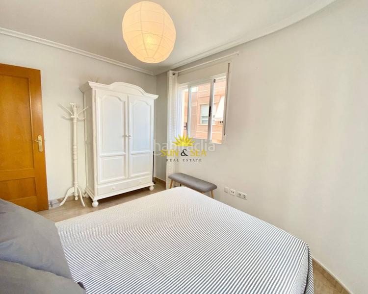 Foto 1ea432fb-4a01-41e7-a6c2-949cc2ac9277. Alquiler apartamento iexclalquiler desde septiembre hasta junio!iexclbienvenido a tu nuevo hogar! este encantador apartamento , idealmente en Santa Pola