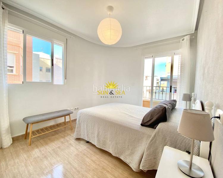 Foto 41307f6f-a11d-42cd-ad76-f8fe29d5c029. Alquiler apartamento iexclalquiler desde septiembre hasta junio!iexclbienvenido a tu nuevo hogar! este encantador apartamento , idealmente en Santa Pola