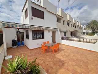 Rent House in Playa de los Náufragos. Iexclalquiler desde septiembre hasta finales de mayo!iexclbienve