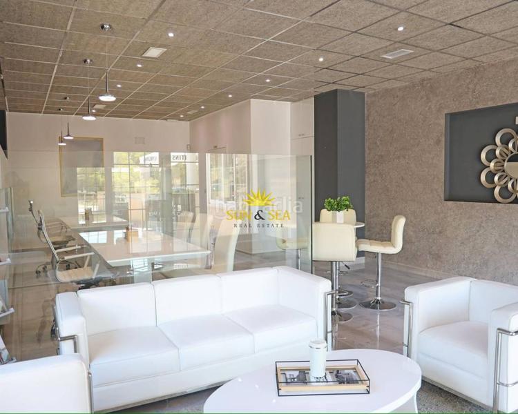 Foto 412c5d77-f40b-44a3-ab5e-1211e4a2671c. Lloguer local comercial a El Moncayo - El Pòrtic Guardamar del Segura