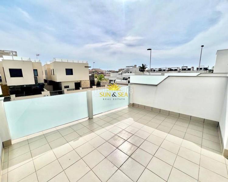 Foto a3e132d9-62c8-40b6-9c9f-40b3dfb5f636. Lloguer xalet amb calefacció aparcament piscina a San Pedro del Pinatar