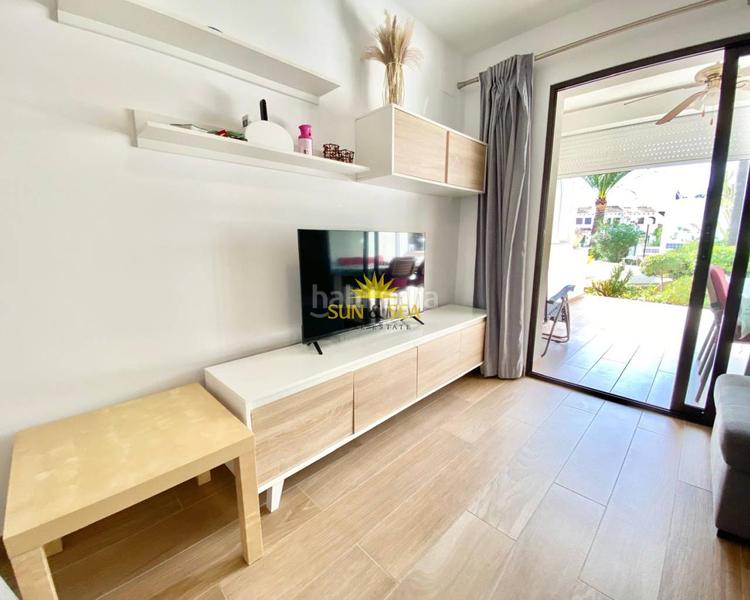 Foto 7edaa061-05c8-468b-90ad-0aef90fe66c6. Alquiler chalet iexclalquiler desde ya hasta junio!iexclbienvenido a tu nuevo hogar en Cabo Roig! este encantador chalet adosado en alquiler es pe en Orihuela