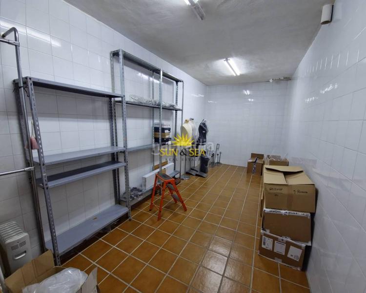 Foto a3f1403e-6117-4082-b9d0-9945ff42f0d8. Lloguer local comercial a Pueblo Guardamar del Segura