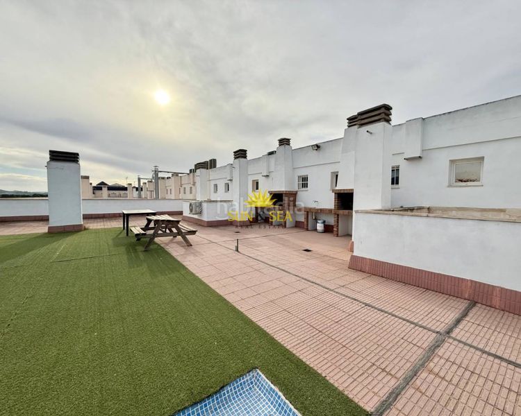 Foto 8a19ffea-248f-4a35-9f13-b538c9db74b4. Apartament amb calefacció aparcament a Almoradí