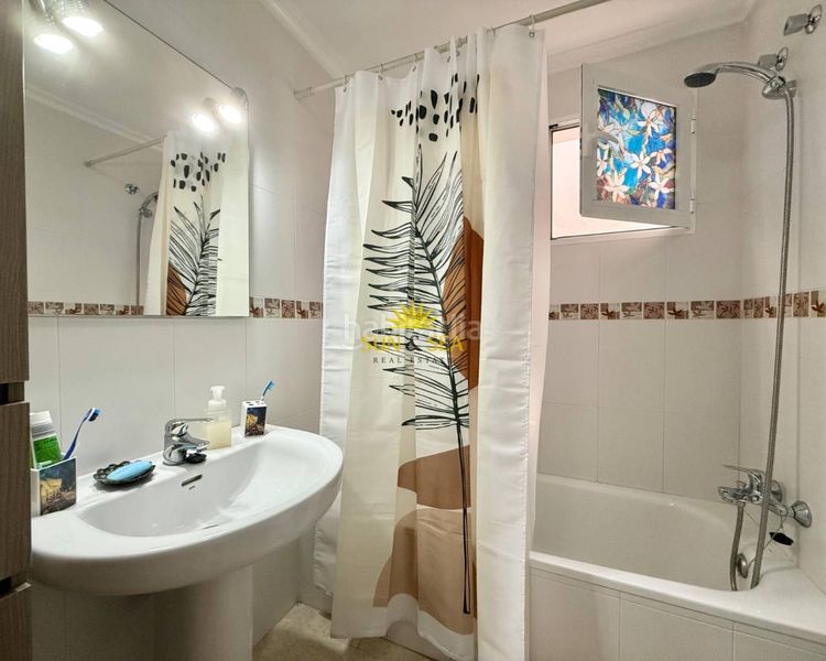 Foto a646b087-bc5a-4ef5-b08e-f730e3e02c14. Apartament amb calefacció aparcament a Almoradí