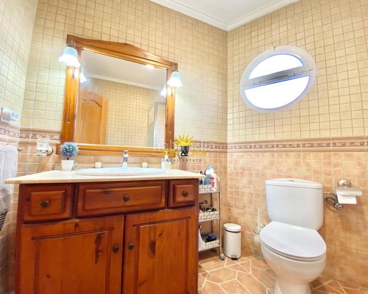 Foto 186cf0af-1f62-46e5-925a-368fc000b9d7. Reihenhaus mit heizung parking in Catral