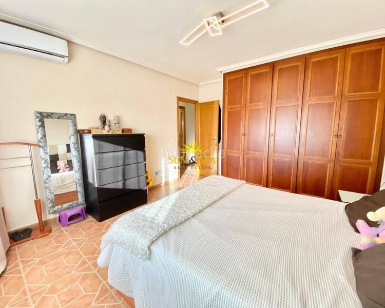 Foto 66c48440-c621-4b11-8b54-0ded7093a805. Reihenhaus mit heizung parking in Catral