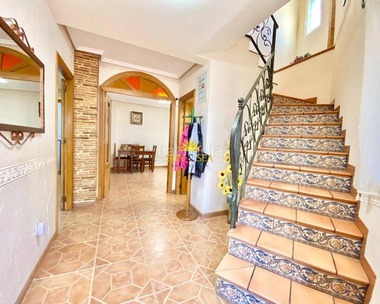 Foto 85c081b6-b437-4991-bf82-ffea4109d689. Reihenhaus mit heizung parking in Catral