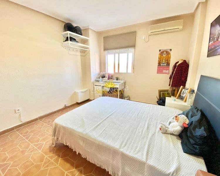 Foto 948e35dd-2c3a-4387-8b8e-56e673777c60. Reihenhaus mit heizung parking in Catral