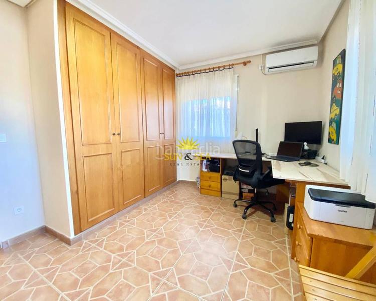 Foto c69d19a8-a271-4ccf-99aa-7819dcb59671. Reihenhaus mit heizung parking in Catral