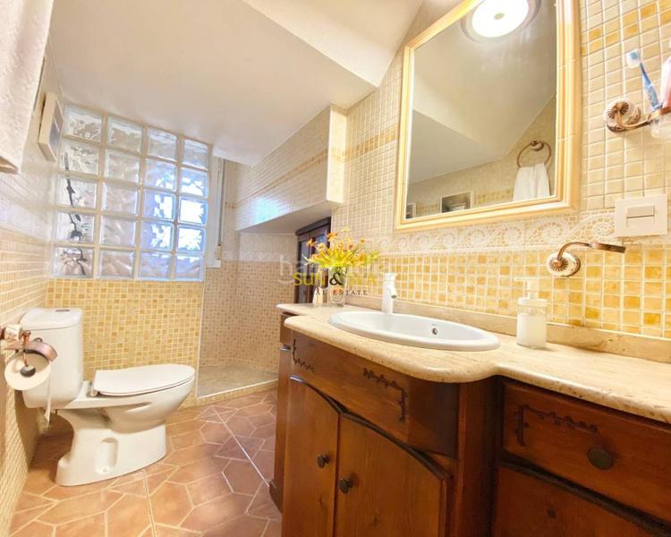 Foto e84d0be9-6ffe-49f9-895f-c3bc1f07c42a. Reihenhaus mit heizung parking in Catral