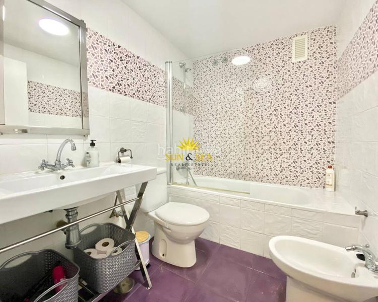 Foto aae1a584-4e88-451a-8667-6117287f8b00. Lloguer apartament amb calefacció aparcament a Garbinet - Parque de las Avenidas Alicante