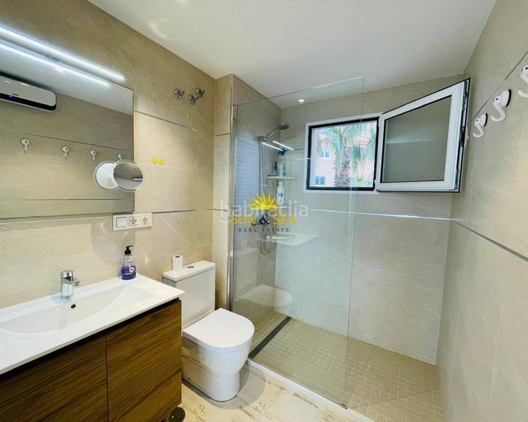 Foto 5a6d89d6-7c2b-4162-a735-15e78abd1c42. Lloguer apartament amb calefacció aparcament piscina a Torrevieja