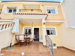 Duplex in Torre de la Horadada. Iexclventa de duacuteplex en torre de la horadada!iexcloportunid
