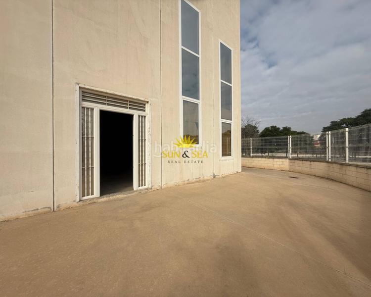 Foto e5091842-f71e-4c72-a8b1-ab323b9c8f96. Nau industrial a Almoradí