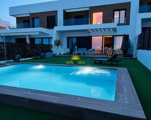 Location Chalet à Balcón de Finestrat-Terra Marina. Iexclalquiler desde ya para todo el antildeo!iexcldescubre esta