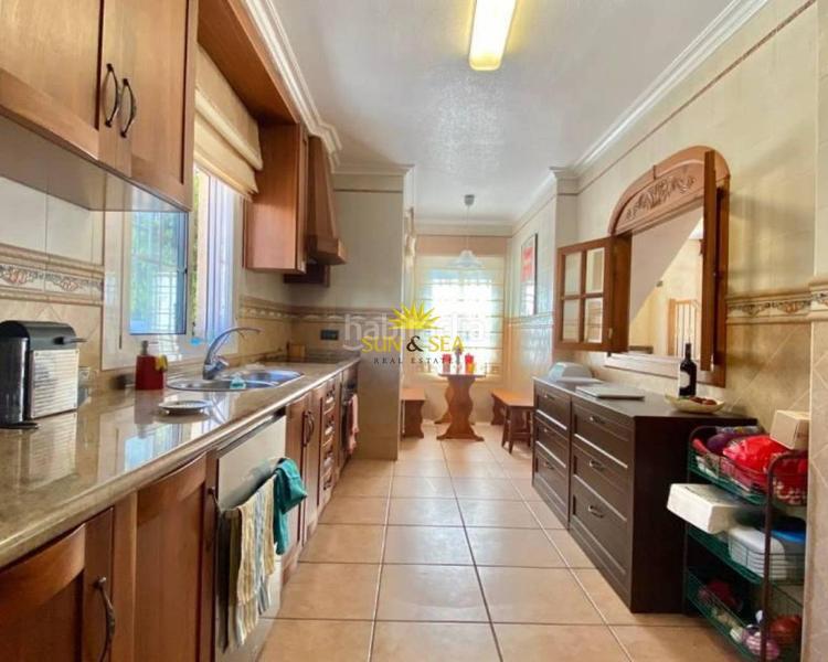 Foto 8de90b17-6e63-4b52-aa45-0a3c8307691f. Lloguer xalet amb calefacció aparcament piscina a Orihuela