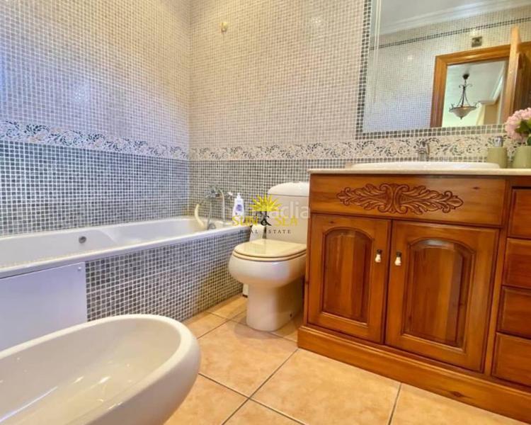 Foto 251c591c-0f44-4b25-82e5-9174f2355582. Location chalet avec chauffage parking piscine dans Orihuela