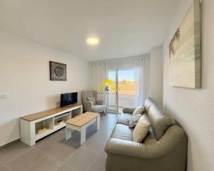 Lloguer Apartament a Punta Prima. Alquiler disponible desde ya para todo el antildeo!descubre este