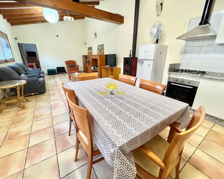 Foto 3da24015-b232-4d28-a4ff-d5e9241064d8. Rent chalet with heating parking in Jubalcoi Elche / Elx