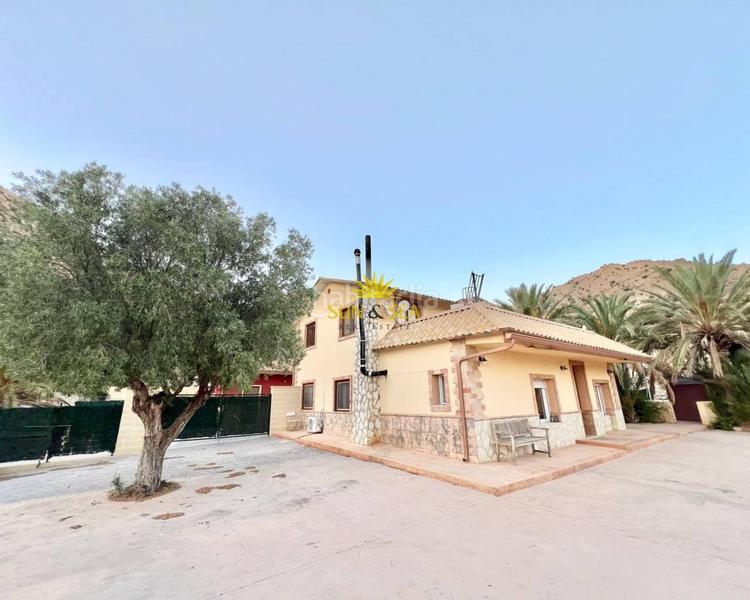 Foto ccc4448c-a308-4571-b21b-c1b0e0a902f3. Location chalet avec chauffage parking piscine dans Elche / Elx