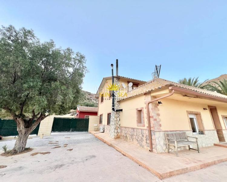 Foto e4b625a2-8d8d-4b65-8ec4-d085a56a60a5. Miete chalet mit heizung parking pool in Jubalcoi Elche / Elx