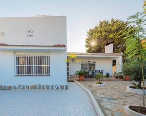 Miete Chalet in Playa del Galán. Iexclalquiler disponible desde octubre hasta mayo!este amplio ch