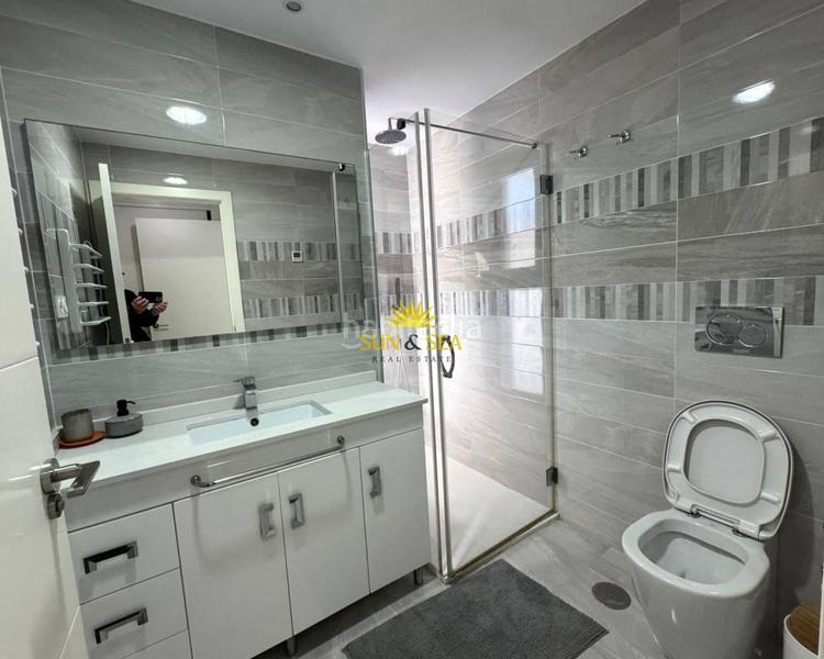 Foto a2e48a8b-5574-455b-8000-011d8c21ca91. Lloguer apartament amb calefacció aparcament piscina a Torrevieja